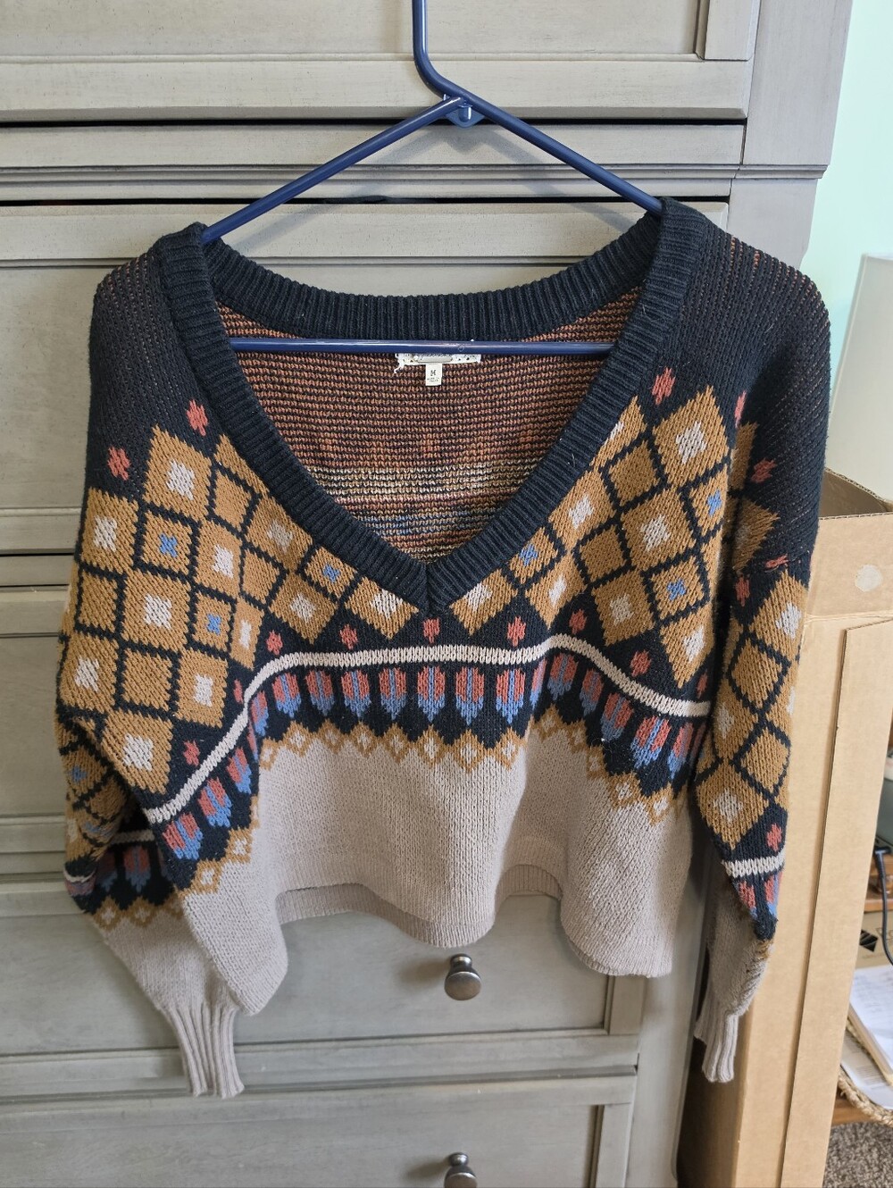 Buckle V-Neck Patterned Sweater in Black, Tan & Mustard